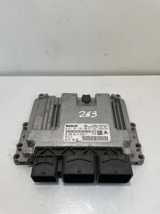 CENTRALINA AVVIAMENTO MOTORE ECU PEUGEOT 207 1.6 8HZ 2009, 9664738680-0261201505 - Foto 1 di 3