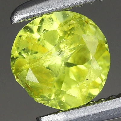 0.39ct t.w 4.7x4.6mm Round Natural Unheated Untreated Green Peridot, Myanmar - image 1 of 4