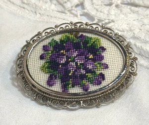 Vintage Needlepoint Floral Brooch Purple Flowers Violets Silver Tone Frame - Picture 1 of 13