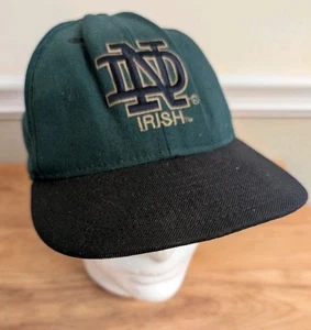 Vintage Notre Dame Fighting Irish Hat Cap Snap Blue Navy Wool New Era Licensed - Bild 1 von 10