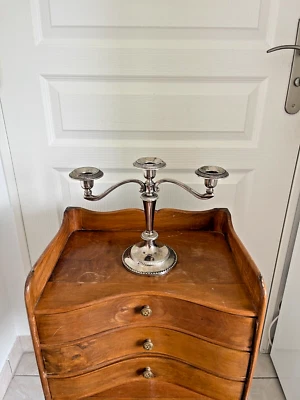 Ancien Chandelier Bougeoir Candélabre 3 Bras Métal Couleur Argenté - Photo 1/4