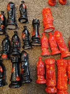 VTG Duncan Glazed Ceramic Splater Red Yellow Black Red Chess 32 Piece Full Set!! - Picture 1 of 13