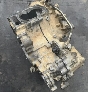 02-08 YAMAHA GRIZZLY 660 CRANKCASES LEFT RIGHT SET COMPLETE WORKING NICE - Picture 1 of 24