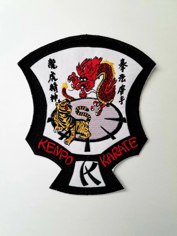 Нашивка Kenpo каратэ щит тигра и дракона 5 дюймов x 6 дюймов утюг / нашивка новая - Изображение 1 из 1