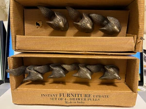 FÜCHSE, SIEBEN SCHUBLADENGRIFFE KNÖPFE, BRONZEFARBENES METALL - Bild 1 von 7