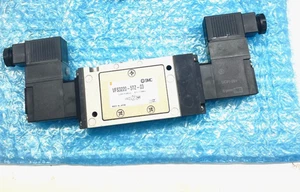 SMC VFS3220-5TZ-03 SOLENOID VALVE SERIES VFS30005 PORT PILOT OPERATED 2 POS - Picture 1 of 6