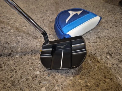 Nice Mizuno M-CRAFT V Milled Black Ion 35" Putter w/Cover - Image 1 of 4