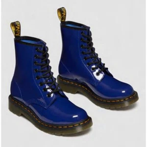 Stivali stringati Dr. Martens 1460 blu cobalto vernice pelle donna taglia:6 - Foto 1 di 10
