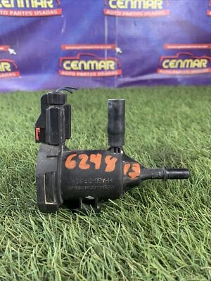 Cargador Dodge Challenger 2011-2014 válvula de purga de bote de vapor de combustible OEM 4891738AA Foto 1 de 4