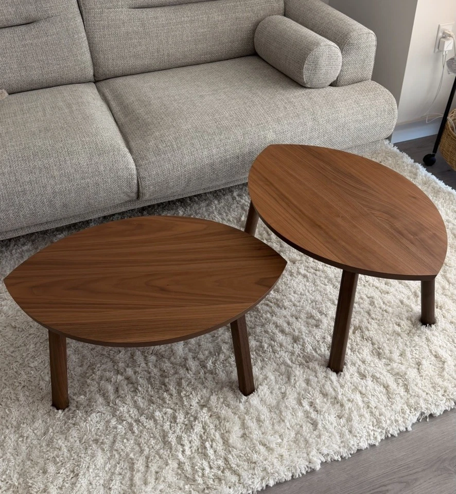 Juego de 2 Mesas Anidadoras IKEA STOCKHOLM Chapa de Nogal Mediados de Siglo Modernas Foto 1 de 4