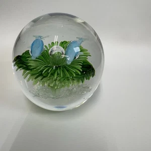 Briefbeschwerer Ocean Reef Dolphins Blue Dynasty Gallery Heirloom Collection - Bild 1 von 7