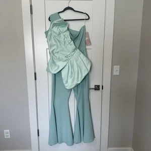 Kirsty Doyle NWT Flare Jumpsuit One Shoulder Oversized Bow Bridesmaid Size 20 - Picture 1 of 7