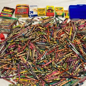 Lote a granel de 14 libras crayones usados principalmente crayola arte artesanías crayón de fusión - Imagen 1 de 10