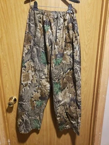 Advantage Camo PVC  Mens Rain Pants.   Size Medium. No Rips Holes or Tears !!! - Picture 1 of 4