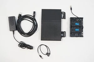 TVLogic VFM-056W Viewfinder Monitor and Accessories - Picture 1 of 2