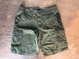 NEW HURLEY GREEN CARGO SHORTS MENS SIZE 38X12 - Picture 1 of 4