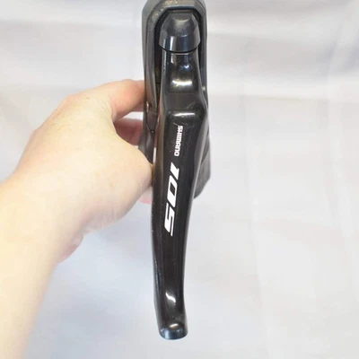 Shimano 105 R7020 ST-R7020 RIGHT/REAR 11 Speed STI Shifter Black - Image 1 of 4