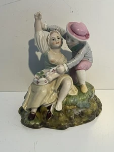 Höchst Porzellanfigur Romantische Szene Stürmischer Liebhaber RADMARKE - Bild 1 von 8