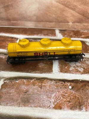 ATHEARN BLUE BOX KIT SHELL OIL CO INC  TANKER  SCCX 2000 - Image 1 of 4