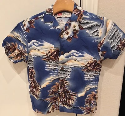 Camisa Hawaiana Original Manga Corta Botón Hecha en Hawaii Juvenil Talla XXS Foto 1 de 3