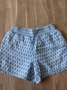 Girls Vineyard Vines Shorts 16 VGUC - Picture 1 of 2