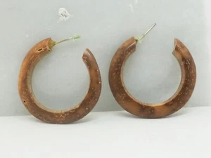 Pendenti Legno Da Cocco Colore Marrone Medi - Foto 1 di 5