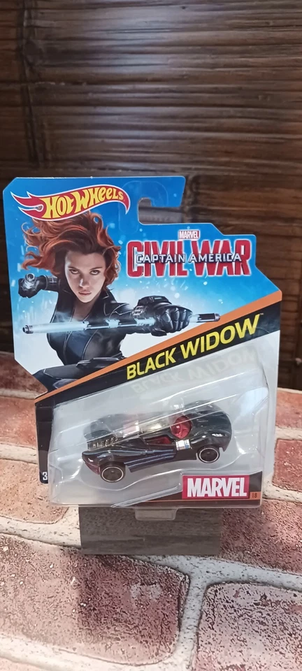 Hot Wheels Marvel Black Widow #18 Mattel 2014 Character Cars Scale 1 64