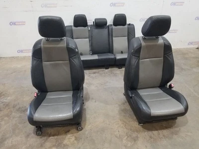 18 2018 TOYOTA TACOMA SR5 COMPLETE KATZKIN SEAT SET GRAY AND BLACK LEATHER Foto 1 de 4