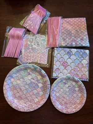 Sirena Cumpleaños Fiesta Set Platos Servilletas Utensilios Para 16 Manteles Banner Foto 1 de 4