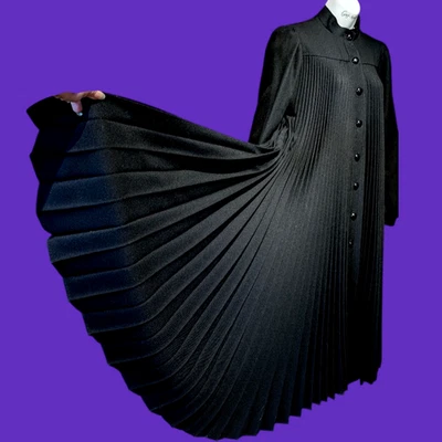 复古 60 年代手风琴褶皱黑色斜纹喇叭大衣斗篷夹克外套 mod — 第 1/4 张图片