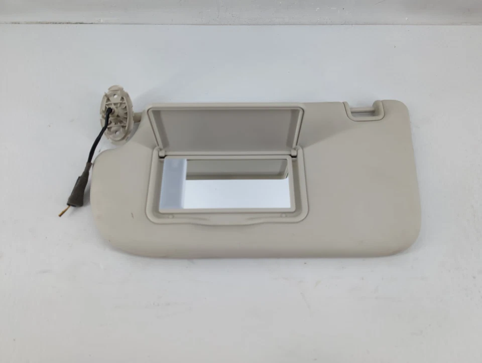 2013-2019 Ford Escape Driver Sun Visor Mirror Left Sunvisor Ivory LAJRN - Image 1 of 4