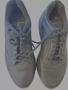 WOMEN BROOKS WALKER ADDICTION LINEAR PLATFORM BLACK LEATHER SNEAKERS SIZE 8.5 - Picture 1 of 8