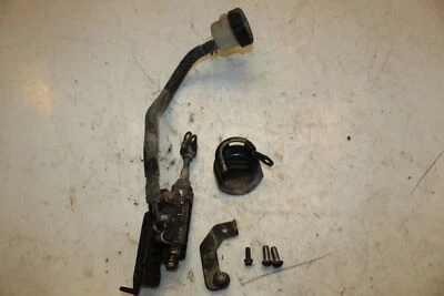 Yamaha V Star Xvs 1100 2003 cilindro maestro de freno trasero con 5EL-2583V-00-00  Foto 1 de 4