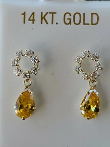 Orecchini a perno topazio giallo taglio pera e zaffiro wh creati in laboratorio oro giallo massiccio 14kt - Foto 1 di 12