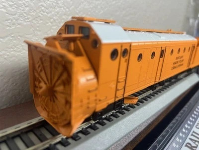 CB&Q BURLINGTON  ROTARY SNOW PLOW - BLADE SPINS - HO Scale MOW NEW OOP - Image 1 of 4