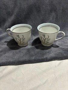 De colección 2 tazas Noritake Bluebell Espresso Demitasse flores azules pequeñas - Imagen 1 de 7