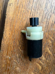 SUNBEAM SINGER HILLMAN 1960s original 12v windscreen washer motor by Smiths - Picture 1 of 5