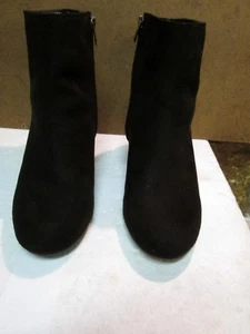 Rebel by ZiGi Black Faux Suede Zipper Ankle Booties SIZE 9 - Picture 1 of 10