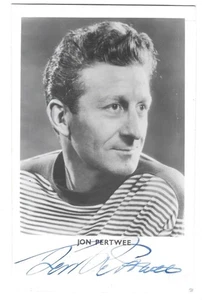 Jon Pertwee - Hand Signed Promo Card - Doctor Who - Worzel Gummidge - Imagen 1 de 1