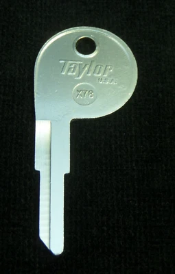 SP8 Key Blank ALFA ROMEO ALFETTA Door (1 of 3) 1976-80, MASERATI 1983-1990 Trunk - Image 1 of 4