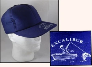 Sombrero de camionero de espuma de pesca Excalibur colocación inusual con logotipo en la tapa del ala - Imagen 1 de 9