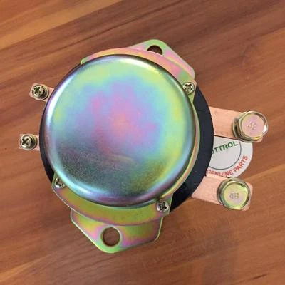 4255762 RELÉ DE BATERÍA COMPATIBLE CON HITACHI EX200-2 EX200-3 EX120-2 EX120-3 EX300-3 EX100 Foto 1 de 4