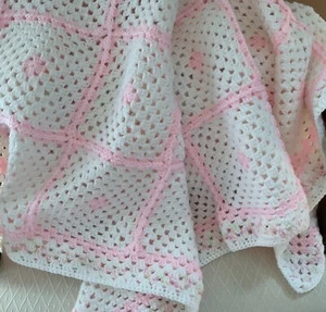 Personalized Baby Blanket. Hand Crochet Baby Blanket. Pink & White Girl Blanket. - Picture 1 of 6
