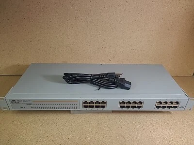 Allied Telesyn AT FS724i 10/100 24 Port Fast Ethernet Switch - Image 1 of 4