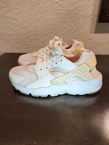 Nike Huarache Run White Crimson Tint 654280-110 GS 5.5Y - Picture 1 of 6