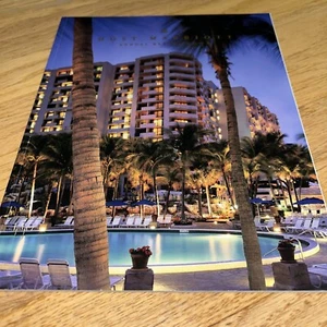 HOST MARRIOTT CORPORATION 2000 ANNUAL REPORT - Picture 1 of 12