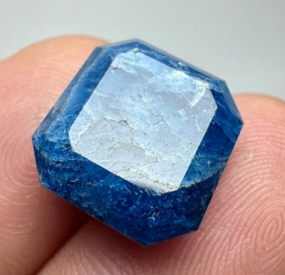 8.50 Carat Natural Fluorescent Afghanite Cut Gemstone @ Badakhshan Afghanistan - Image 1 of 4