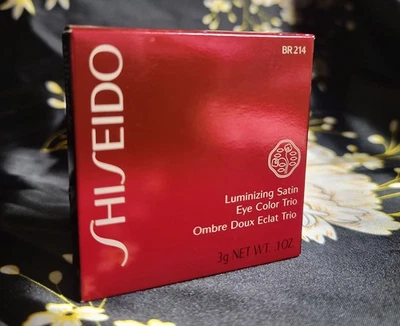 Shiseido Luminizing Satin Eye Color Trio, BR 214, GLO 11070, .1oz. - Image 1 of 4