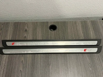Audi A5 S5 B8 B8.5 2008-2016 OEM umbral de puerta juego de 2 placas de desgaste OEM Foto 1 de 4