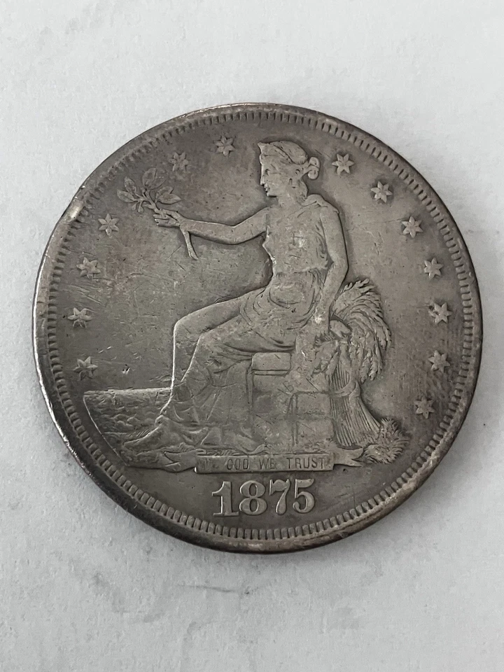 Dólar comercial 1875 CC, picado marcado en la parte posterior, limpio.  ¡Fantástica moneda histórica! Foto 1 de 3
